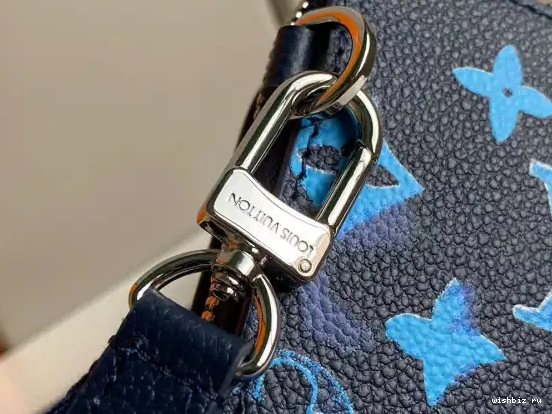 WIS POUCH LOUIS VUITTON PHONE 0627